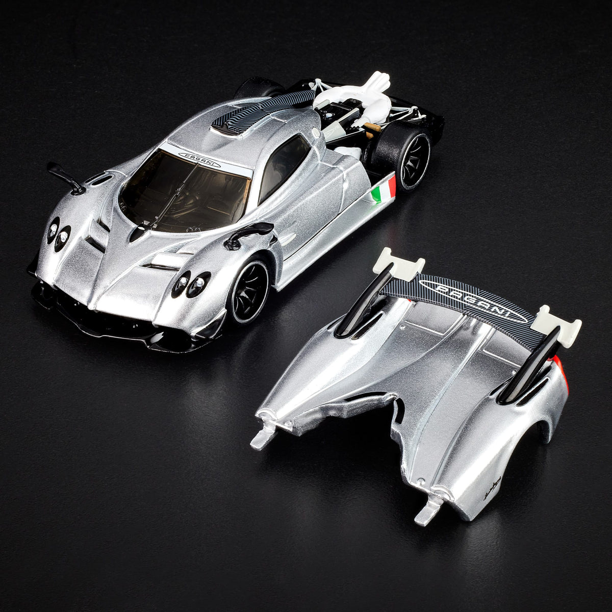Hot Wheels RLC Exclusive ’21 Pagani Huayra R